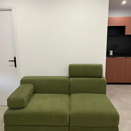 Bayt Al Nour * Givet