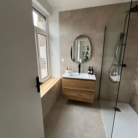 Bayt Al Nour * Givet